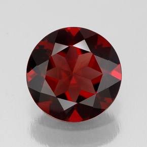 Grenat pyrope rouge naturelle coupe roude, 2,52 ct, VS