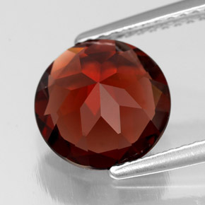 Grenat pyrope rouge naturelle coupe roude, 2,77 ct, VS
