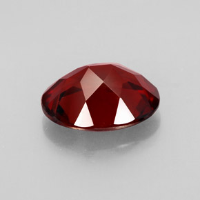Grenat pyrope rouge naturelle coupe ovale, 3,02 ct, VVS-VS
