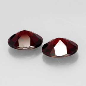 Achetez naturel ct rouge grenat pyrope gems, coupe ovale, en provenance mozambique chez gemselect. en stock, livraison internationale!