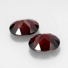 Achetez naturel ct rouge grenat pyrope gems, coupe ovale, en provenance mozambique chez gemselect. en stock, livraison internationale!