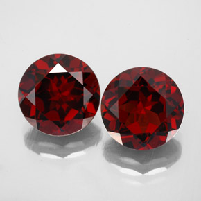 Achetez naturel ct rouge grenat pyrope gems, coupe roude, en provenance mozambique chez gemselect. en stock, livraison internationale!