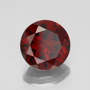 Grenat pyrope rouge naturelle coupe roude, 3,49 ct, VVS-VS