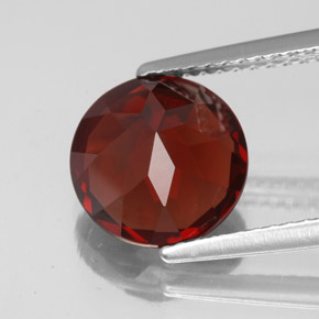 Grenat pyrope rouge naturelle coupe roude, 3,49 ct, VVS-VS