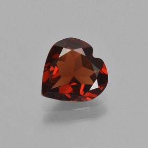 Grenat pyrope Rouge naturelle Forme de coeur, 1.50 ct, VVS-VS