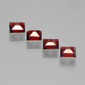 Achetez naturel 2,68ct rouge grenat pyrope gems, carré, en provenance mozambique chez gemselect. en stock, livraison internationale!