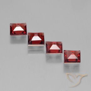 Shop natural 2.44ct Rouge moyen Grenat pyrope gems, Carré, from Mozambique at GemSelect. In stock, global shipping!
