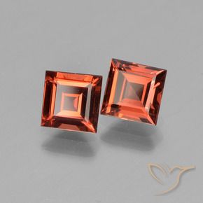 Shop natural 1.69ct Rouge merlot Grenat pyrope gems, Carré, from Mozambique at GemSelect. In stock, global shipping!
