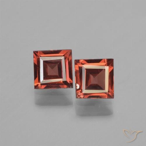 1.39ctw Naturel Rouge foncé Grenat pyrope, Carré, VS