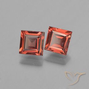 Shop natural 1.39ct Rouge foncé Grenat pyrope gems, Carré, from Mozambique at GemSelect. In stock, global shipping!