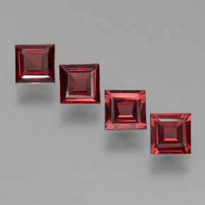 Achetez naturel 2,53ct rouge grenat pyrope gems, carré, en provenance mozambique chez gemselect. en stock, livraison internationale!