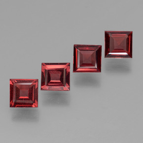 Achetez naturel 2,53ct rouge grenat pyrope gems, carré, en provenance mozambique chez gemselect. en stock, livraison internationale!