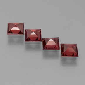 Achetez naturel 2,53ct rouge grenat pyrope gems, carré, en provenance mozambique chez gemselect. en stock, livraison internationale!