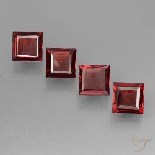 2.52ctw Naturel Rouge sang profond Grenat pyrope, Carré, VS
