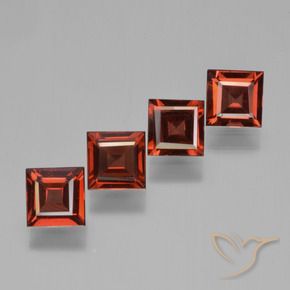 Shop natural 2.87ct Rouge écarlate Grenat pyrope gems, Carré, from Mozambique at GemSelect. In stock, global shipping!