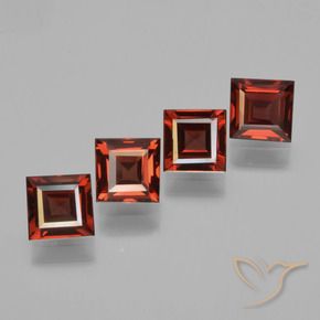 Shop natural 2.64ct Rouge foncé Grenat pyrope gems, Carré, from Mozambique at GemSelect. In stock, global shipping!