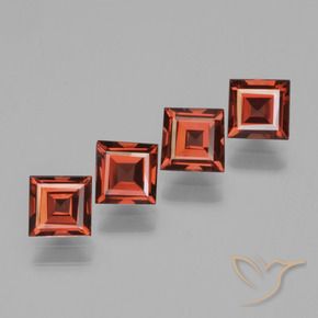 Shop natural 2.80ct Rouge foncé Grenat pyrope gems, Carré, from Mozambique at GemSelect. In stock, global shipping!