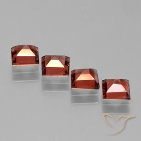 Shop natural 2.80ct Rouge foncé Grenat pyrope gems, Carré, from Mozambique at GemSelect. In stock, global shipping!
