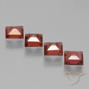 Shop natural 2.79ct Rouge moyen Grenat pyrope gems, Carré, from Mozambique at GemSelect. In stock, global shipping!