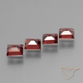 Shop natural 2.89ct Rouge écarlate Grenat pyrope gems, Carré, from Mozambique at GemSelect. In stock, global shipping!