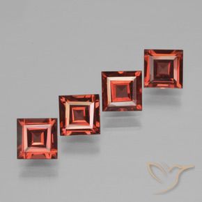 Shop natural 2.87ct Rouge foncé Grenat pyrope gems, Carré, from Mozambique at GemSelect. In stock, global shipping!