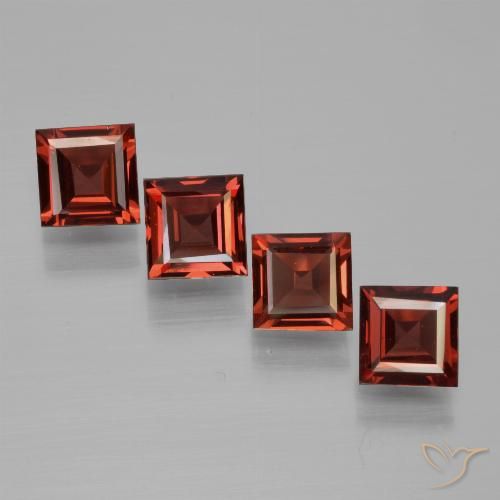 2.40ctw Naturel Rouge moyen Grenat pyrope, Carré, VS