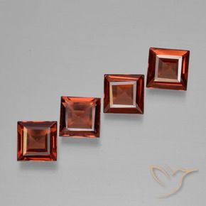 Shop natural 2.62ct Rouge écarlate Grenat pyrope gems, Carré, from Mozambique at GemSelect. In stock, global shipping!