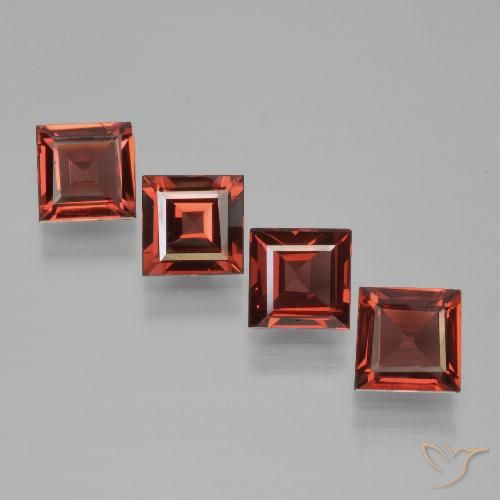 2.71ctw Naturel Rouge foncé Grenat pyrope, Carré, VS