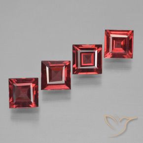 Shop natural 2.63ct Vin rouge profond Grenat pyrope gems, Carré, from Mozambique at GemSelect. In stock, global shipping!