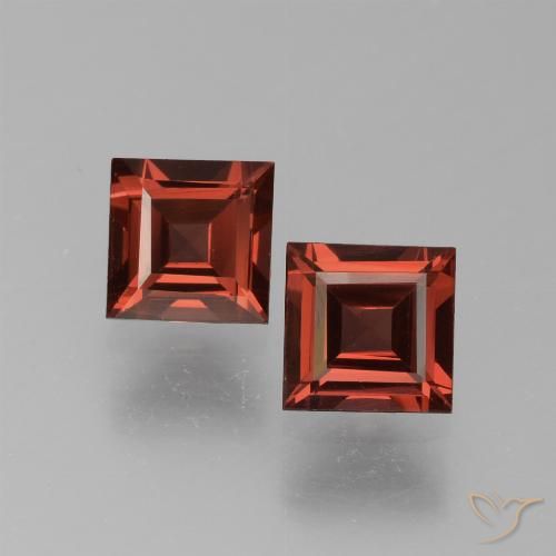 1.47ctw Naturel Rouge moyen Grenat pyrope, Carré, VS