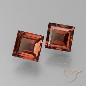 Shop natural 1.47ct Brique rouge Grenat pyrope gems, Carré, from Mozambique at GemSelect. In stock, global shipping!