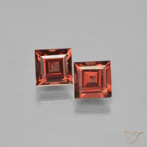 1.61ctw Naturel Rouge moyen Grenat pyrope, Carré, VS