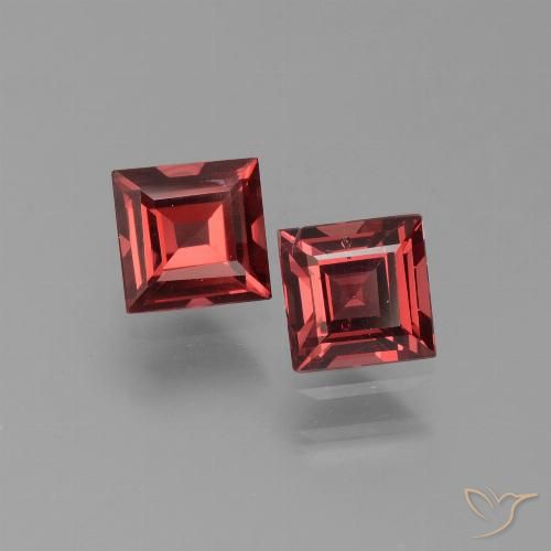 1.43ctw Naturel Rouge foncé Grenat pyrope, Carré, VS