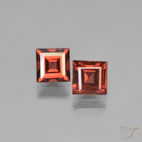 1.40ctw Naturel Rouge foncé Grenat pyrope, Carré, VS