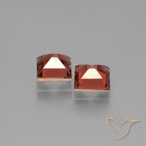 Shop natural 1.59ct Rouge écarlate Grenat pyrope gems, Carré, from Mozambique at GemSelect. In stock, global shipping!