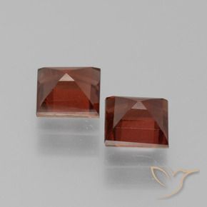 Shop natural 1.73ct Rouge Sangria Grenat pyrope gems, Carré, from Mozambique at GemSelect. In stock, global shipping!