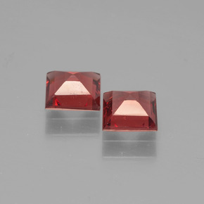 Achetez naturel 1,29ct rouge grenat pyrope gems, carré, en provenance mozambique chez gemselect. en stock, livraison internationale!