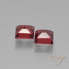 Shop natural 1.62ct Rouge foncé Grenat pyrope gems, Carré, from Mozambique at GemSelect. In stock, global shipping!