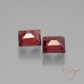 Shop natural 1.47ct Rouge foncé Grenat pyrope gems, Carré, from Mozambique at GemSelect. In stock, global shipping!