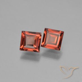 Shop natural 1.34ct Rouge moyen Grenat pyrope gems, Carré, from Mozambique at GemSelect. In stock, global shipping!
