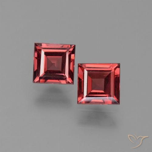 1.42ctw Naturel Rouge foncé Grenat pyrope, Carré, VS