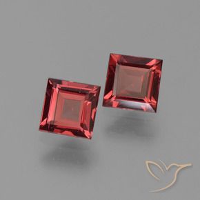 Shop natural 1.42ct Rouge foncé Grenat pyrope gems, Carré, from Mozambique at GemSelect. In stock, global shipping!