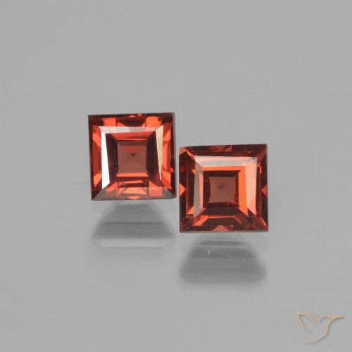 1.81ctw Naturel Rouge foncé Grenat pyrope, Carré, VVS-VS