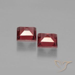 Shop natural 1.55ct Rouge Rosâtre Grenat pyrope gems, Carré, from Mozambique at GemSelect. In stock, global shipping!