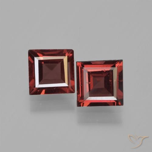 1.52ctw Naturel Rouge foncé Grenat pyrope, Carré, VVS-VS
