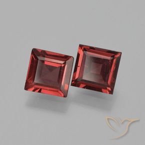 Shop natural 1.52ct Rouge foncé Grenat pyrope gems, Carré, from Mozambique at GemSelect. In stock, global shipping!