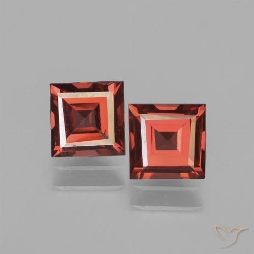 1.47ctw Naturel Rouge moyen Grenat pyrope, Carré, VVS-VS