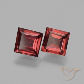 Shop natural 1.31ct Rouge foncé Grenat pyrope gems, Carré, from Mozambique at GemSelect. In stock, global shipping!