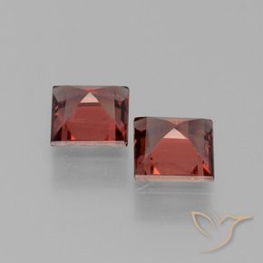 Shop natural 1.30ct Rouge foncé Grenat pyrope gems, Carré, from Mozambique at GemSelect. In stock, global shipping!