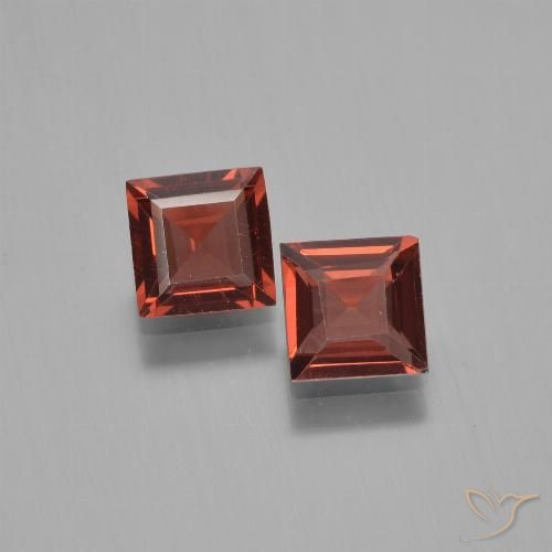 1.47ctw Naturel Rouge écarlate Grenat pyrope, Carré, VVS